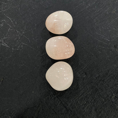 Rose Qartz Tumbled Stone